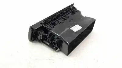 Автозапчастина б/у аераційна решіта для skoda superb combi (3v5) 2.0 tdi посилання на oem iam 3v0819702d  