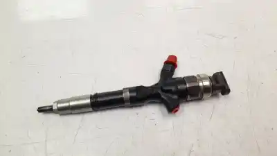 Piesă de schimb auto la mâna a doua Injector pentru TOYOTA HILUX (KUN) 2.5 Turbodiesel Referințe OEM IAM 2367030150  