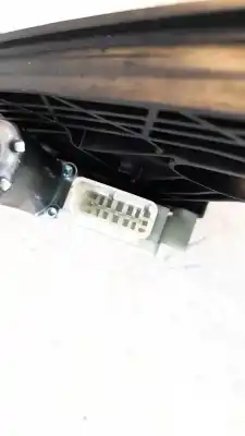 Автозапчасти б/у задний правый стеклорегулятор за renault captur ii 1.0 tce ссылки oem iam 827209371r  