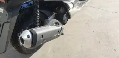 Peça sobressalente para automóvel em segunda mão panela de escape por honda pcx 125 pcx 125 referências oem iam 18300k1yj50