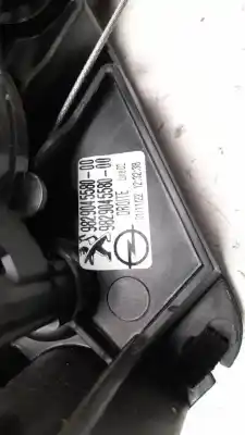 Автозапчастина б/у регулятор скла заднього правого для opel corsa f (p2jo) 1.2 (68) посилання на oem iam 9829045580  