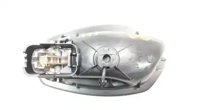 Peça sobressalente para automóvel em segunda mão puxador interior dianteiro direito por renault clio iv 0.9 referências oem iam 826720001r  