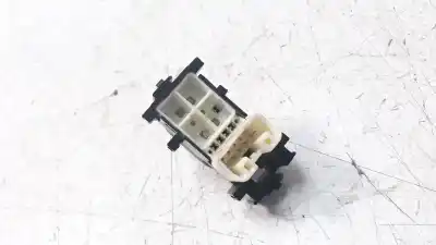 Peça sobressalente para automóvel em segunda mão botão / interruptor elevador vidro dianteiro direito por toyota auris (_e15_) 1.4 d-4d (nde150_) referências oem iam 848100d030  8292p51