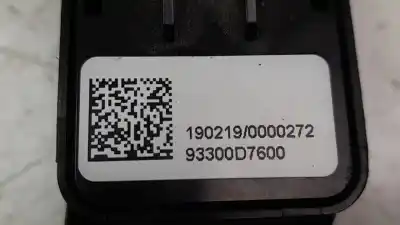 Pezzo di ricambio per auto di seconda mano interruttore per hyundai tucson (tl, tle) 1.6 gdi riferimenti oem iam 93300d7600  