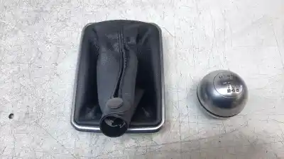 Peça sobressalente para automóvel em segunda mão botão da alavanca de velocidades por jeep compass ii 1.6 m-jet cat 120 cv / 88 kw referências oem iam 68201215aa