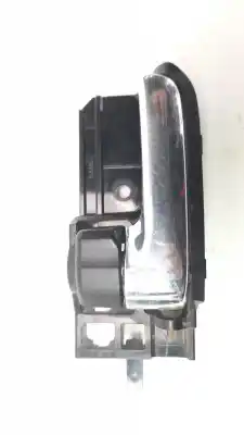Second-hand car spare part  for TOYOTA HILUX (KUN)  OEM IAM references 692060D070B3  