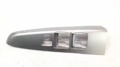 Second-hand car spare part decorative moulding for toyota hilux (kun) 3.0 turbodiesel oem iam references 742320k170  
