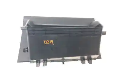 Pezzo di ricambio per auto di seconda mano scatola di guanti per toyota corolla (e21) sedan 1.8 16v hybrid riferimenti oem iam 5555202430  