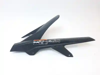 Pièce détachée automobile d'occasion passage de roue arriere droit pour honda cb hornet cb 600 f hornet (pc34) références oem iam 80103mknd50