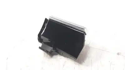 Peça sobressalente para automóvel em segunda mão moldagem por toyota corolla (e21) hybrid advance referências oem iam 5547402080