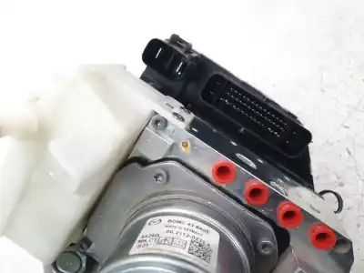 Peça sobressalente para automóvel em segunda mão abs por mazda 3 berlina (bp) híbrido-suave 132 kw spcci (motor 2.0 ltr. - 132 kw) referências oem iam bdmc439a0e  