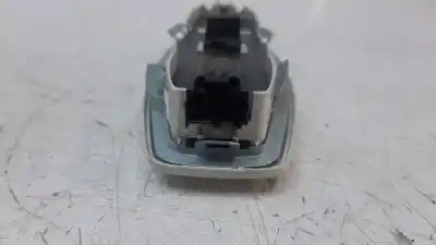 Pezzo di ricambio per auto di seconda mano luce interna per ford focus lim. (cb8) 1.6 tdci cat riferimenti oem iam bm5113776fa  