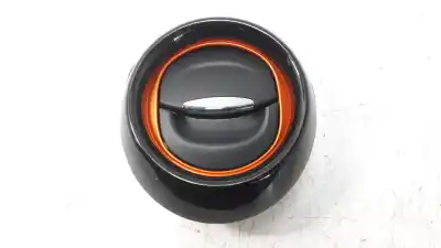 Автозапчастина б/у аераційна решіта для renault captur i (j5_, h5_) 1.5 dci 90 посилання на oem iam 687606373r