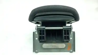 Pezzo di ricambio per auto di seconda mano bracciolo centrale per toyota corolla (e21) sedan 1.8 16v hybrid riferimenti oem iam 5890502e60c0  