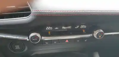 Peça sobressalente para automóvel em segunda mão comando de sofagem (chauffage / ar condicionado) por mazda 3 berlina (bp) * referências oem iam bgkn61190  