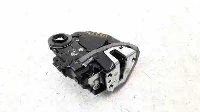 Second-hand car spare part rear right door lock for toyota auris active oem iam references 6905005051