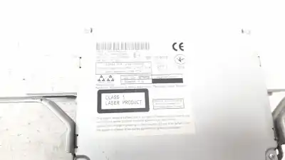 Peça sobressalente para automóvel em segunda mão sistema de áudio / rádio cd por toyota auris active referências oem iam 8614002360  