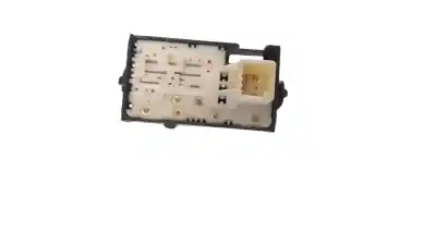 Автозапчасти б/у выключатель переднего правого окна за toyota prius+ 1.8 16v (híbrido) ссылки oem iam 8481033120  