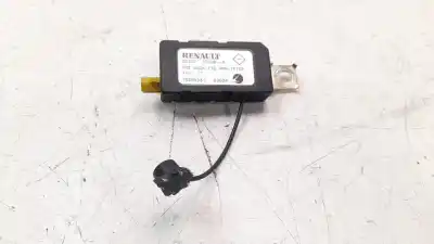 Peça sobressalente para automóvel em segunda mão Antena por RENAULT MEGANE IV BERLINA 5P Motor 1.2 Ltr. - 97 kW TCE Energy Referências OEM IAM 282301509R  