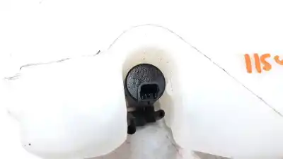 Second-hand car spare part windscreen washer bottle for dacia duster 1.5 dci diesel fap cat oem iam references 8200210002  