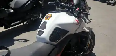 İkinci el araba yedek parçası yakit tanki için honda cb hornet cb 600 f hornet (pc34) oem iam referansları 17500mlbd00zd  