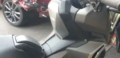 Автозапчастина б/у молдинг для honda x-adv x-adv посилання на oem iam 