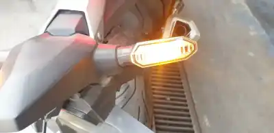 Автозапчастина б/у правий ліхтар для honda x-adv x-adv посилання на oem iam 
