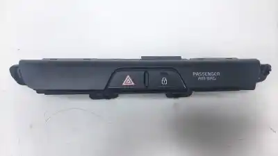 Second-hand car spare part hazard warning lights for kia stonic (ybcuv) 1.0 tgdi cat oem iam references 93790h8011wk