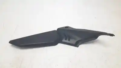 Pièce détachée automobile d'occasion enjoliveur pour honda cb hornet cb 600 f hornet (pc34) références oem iam 83511mkyd500