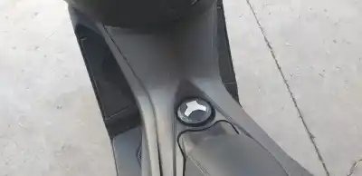 Peça sobressalente para automóvel em segunda mão moldagem por yamaha nmax nmax 125 referências oem iam 2dpf842m0000  