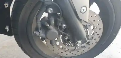 Peça sobressalente para automóvel em segunda mão pinça de travão dianteira direita por yamaha nmax nmax 125 referências oem iam balf580u0000  