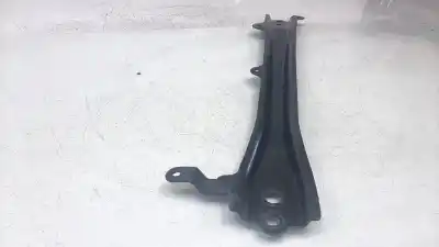 Pièce détachée automobile d'occasion traverse inférieure pour toyota corolla (e21) sedan 1.8 16v hybrid références oem iam 5110702190  