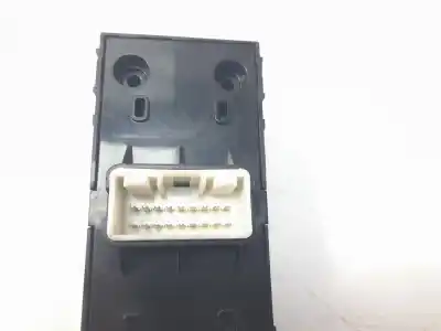 Second-hand car spare part left front power window switch for kia ceed concept oem iam references 93570j7120  