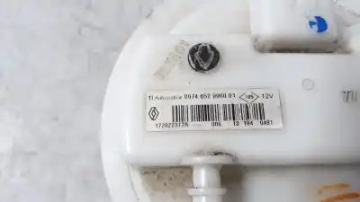 Автозапчастина б/у паливний насос для dacia sandero basis посилання на oem iam 172022377r  