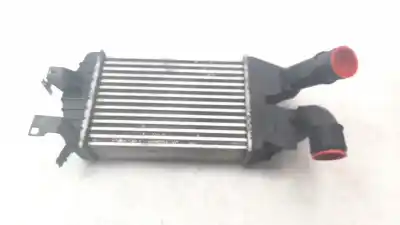 Pezzo di ricambio per auto di seconda mano Intercooler per OPEL ZAFIRA B Motor 1.9 Ltr. - 88 kW CDTI Riferimenti OEM IAM 13213402 30307 