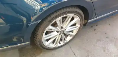 Автозапчасти б/у задний правый тормозной суппорт за volkswagen passat variant (cb5) r-line ссылки oem iam 3q0615424e