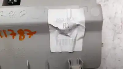 Автозапчастина б/у внутрішне світло для nissan pulsar (c13) acenta посилання на oem iam 264303zl3d  