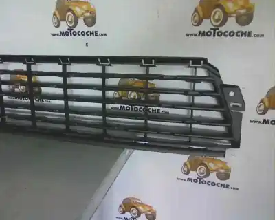 Pezzo di ricambio per auto di seconda mano griglia paraurti anteriore per citroen c3 picasso 1.2 12v e-thp riferimenti oem iam 742257 ci7052120 107074605