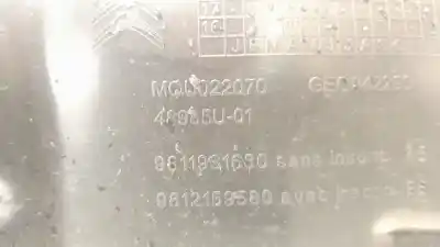 Peça sobressalente para automóvel em segunda mão cave de roda traseira direita por citroen c3 you referências oem iam 9811931630  