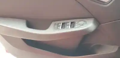 Pièce détachée automobile d'occasion COMMANDE DE LÈVE VITRE AVANT GAUCHE pour RENAULT CLIO V  Références OEM IAM 254107080R  