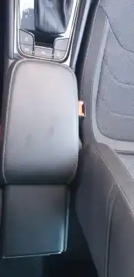 Автозапчастина б/у центральний подлокник для skoda kodiaq ambition посилання на oem iam w2000746009 Автозапчастина б/у центральний подлокник для skoda kodiaq ambition посилання на oem iam w2000746009