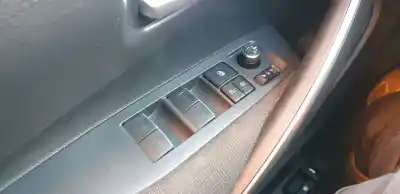 Second-hand car spare part left front power window switch for toyota corolla (e21) hybrid style oem iam references 8404002510  