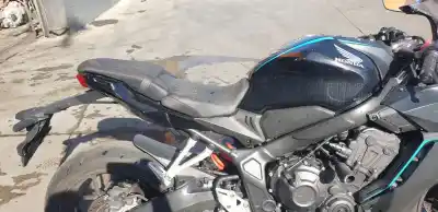 Автозапчасти б/у сиденье правое переднее за honda cbr 650r cbr 650r ссылки oem iam 77100mknd51zb
