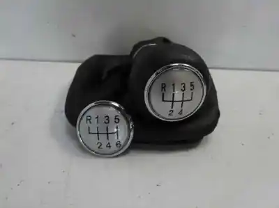 Pièce détachée automobile d'occasion pommeau de levier de vitesses pour volkswagen golf iv berlina (1j1) gti références oem iam   pom40103