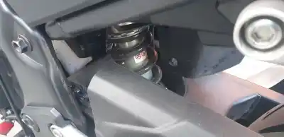 İkinci el araba yedek parçası ARKA AMORTISÖR için HONDA CBR  OEM IAM referansları 52400MKPD01  