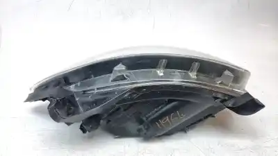 Second-hand car spare part right headlight for renault captur zen oem iam references 260107244r rn7024913 10118120001