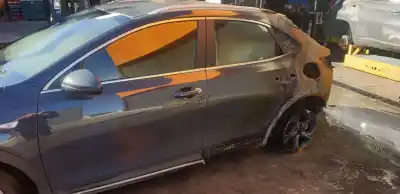 Second-hand car spare part left front door for kia xceed drive oem iam references 76003j7800  