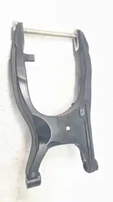 Peça sobressalente para automóvel em segunda mão charrió / suporte de eixo de trás por bmw f 800 r 798 cm3 referências oem iam 33178549121