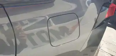 Автозапчастина б/у зовнішній пливний колпак для toyota rav4 hybrid 4x2 advance посилання на oem iam 7735042100