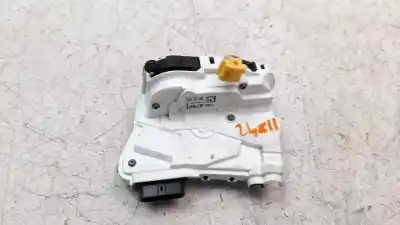 Second-hand car spare part left front door lock for mg zs comfort oem iam references 10845780  